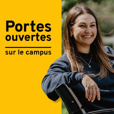 Étudiante sur le campus